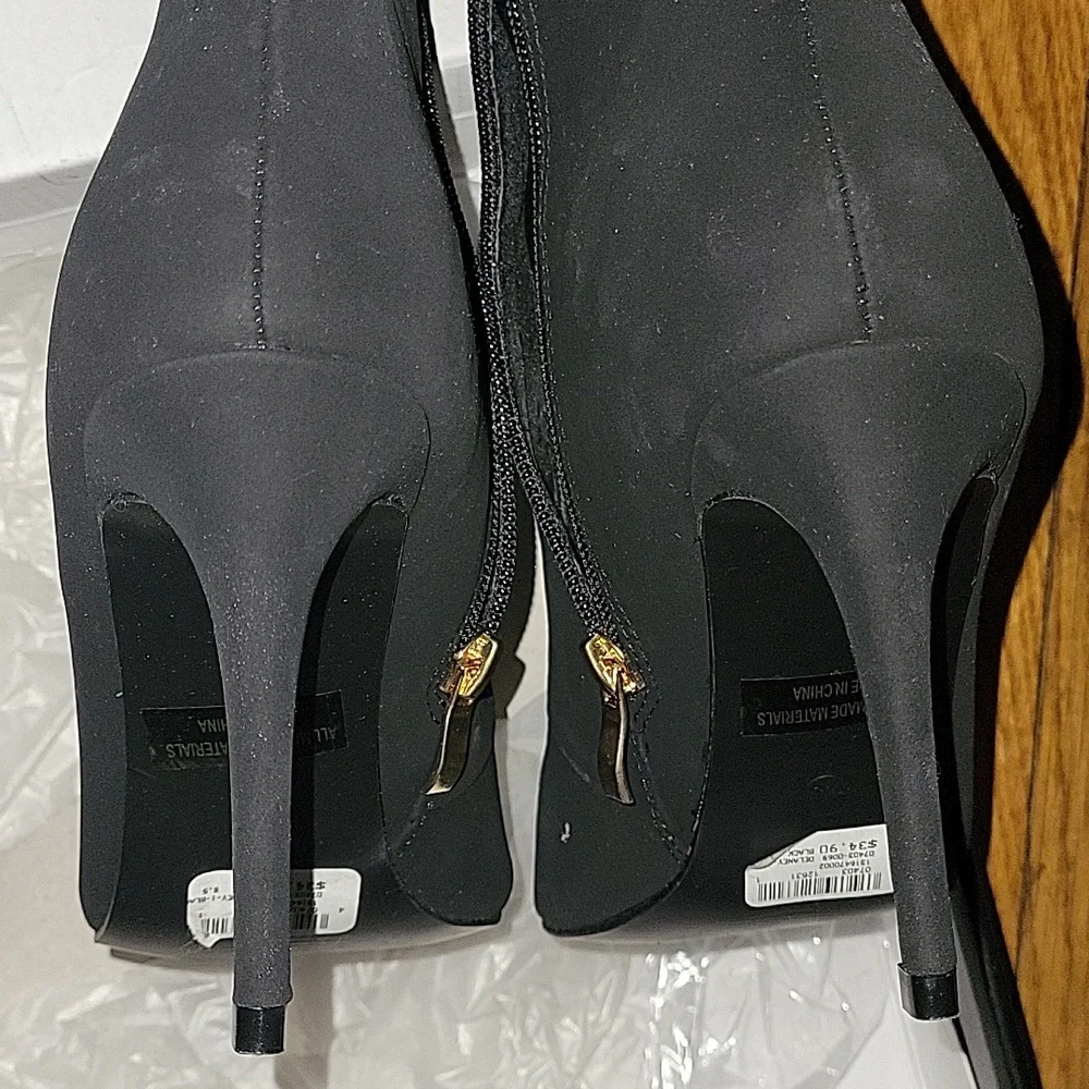 Booties - Picture 3 of 5